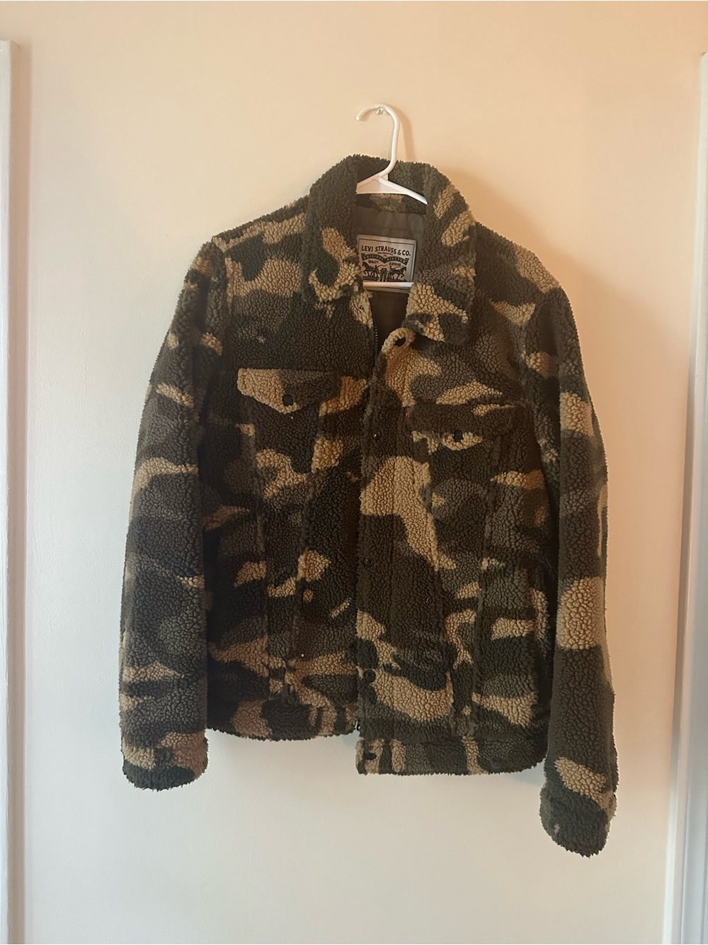 Levi's Camouflage Sherpa Trucker Jacket - Olive & Tan